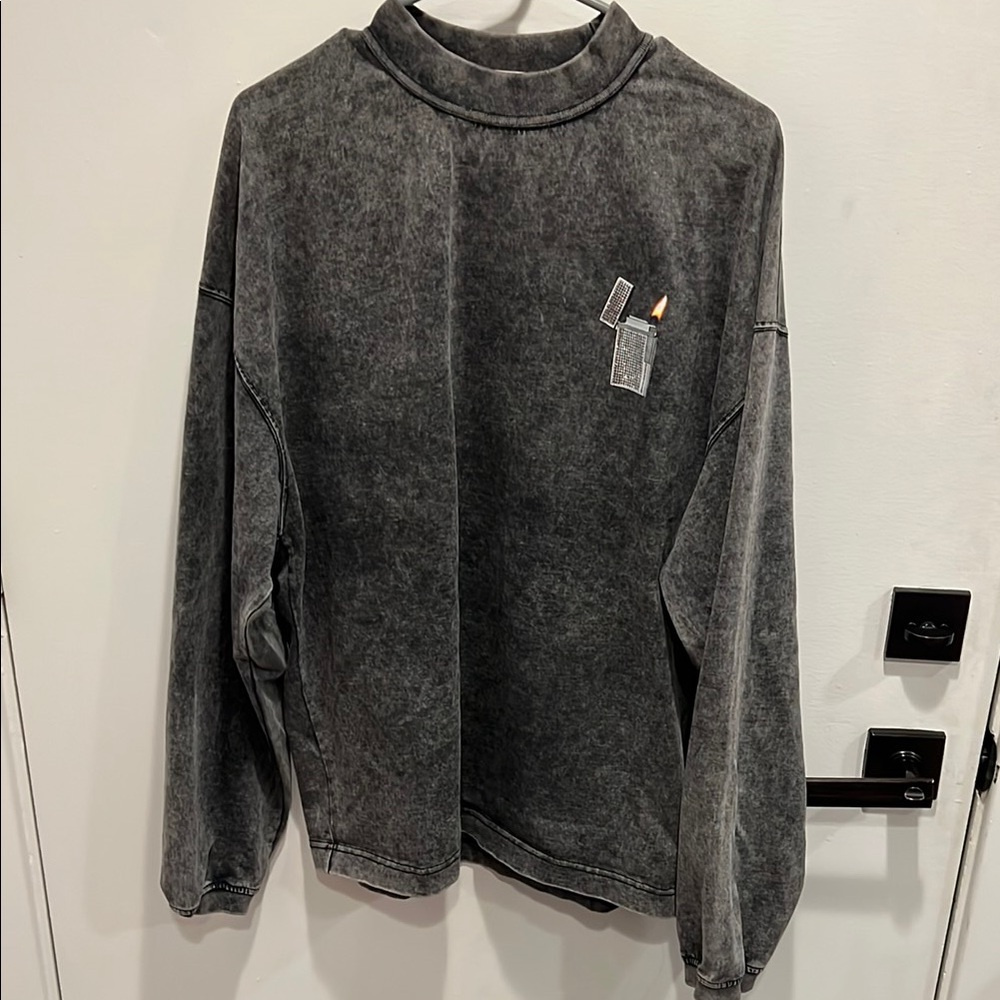 NWOT Alexander Wang lighter logo long sleeve